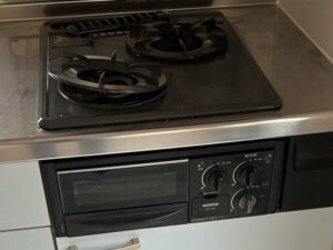 埼玉のキッチン取付け隊　コンパクト2口コンロの交換　施工前